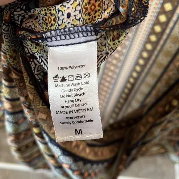 LuLaRoe Shirley - Picture 3 of 5